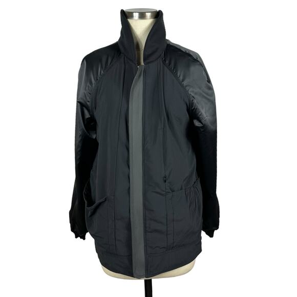 LULULEMON Reversible Both Ways Black Gray Bomber Jacket Women's Size 8 Reflect - Picture 6 of 6